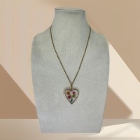 Collier  Cœur en résine