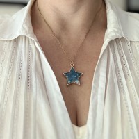 Collier  Etoile en résine