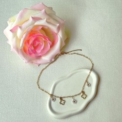 Collier Fleurs en Perles